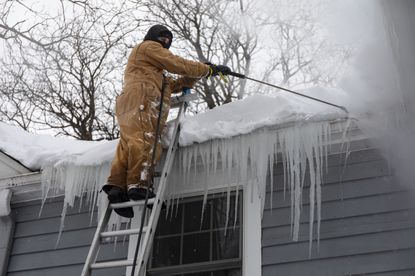 Tips On How To Prevent Roof Ice Dams During The Winter